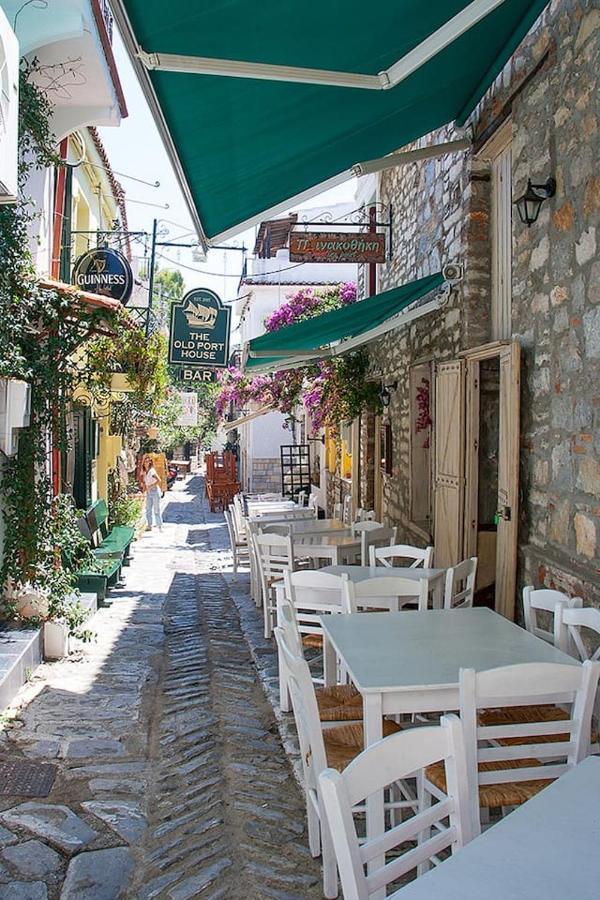 Mikri Gonia Villa Skiathos Town Exterior photo